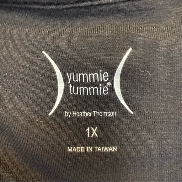 Yummie Tummie Black sleeveless maternity top - Picture 8 of 11